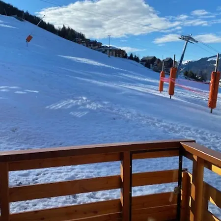 Le Solaret 1 4-6 Person * La Plagne