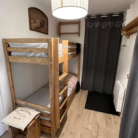 Apartment Le Solaret 1 4-6 Person *