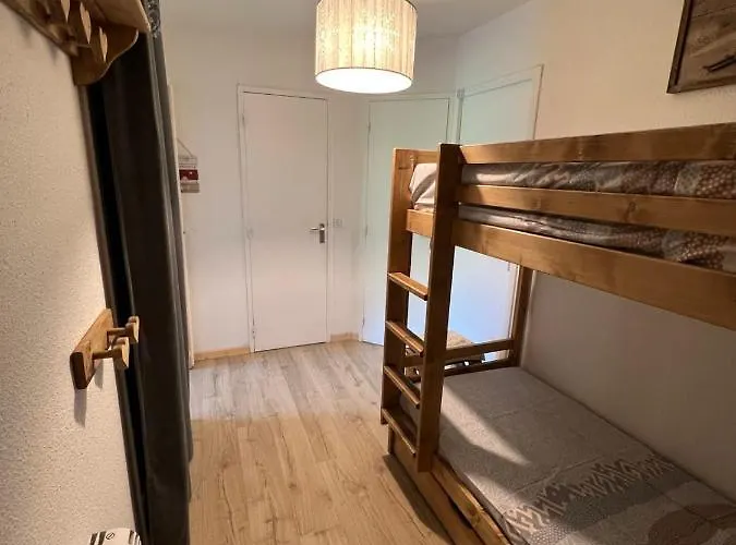 Le Solaret 1 4-6 Person La Plagne