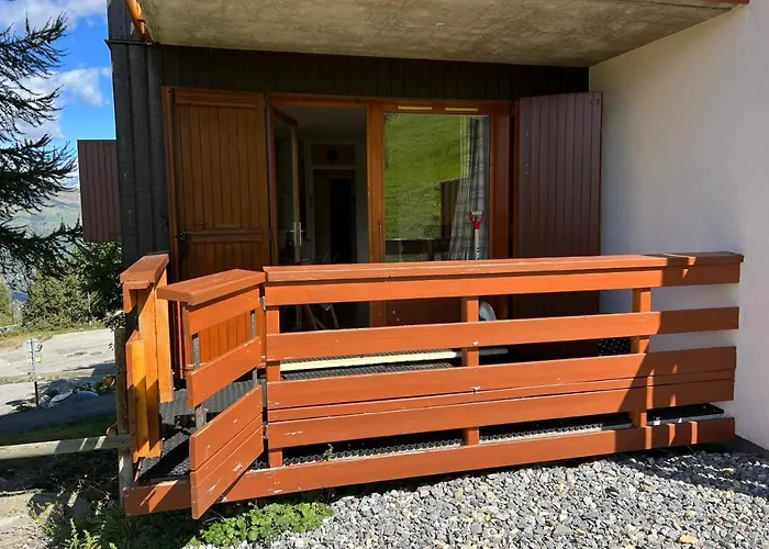 Le Solaret 1 4-6 Person